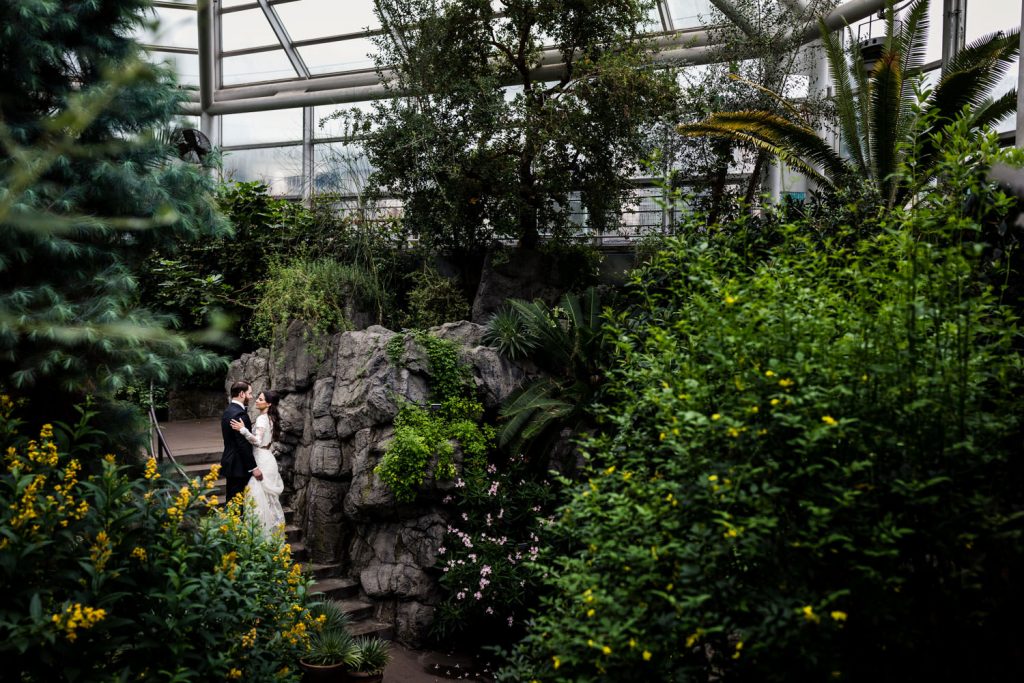 JAGstudios Photography | Luxury New York Wedding | Lush And Green Garden Venue