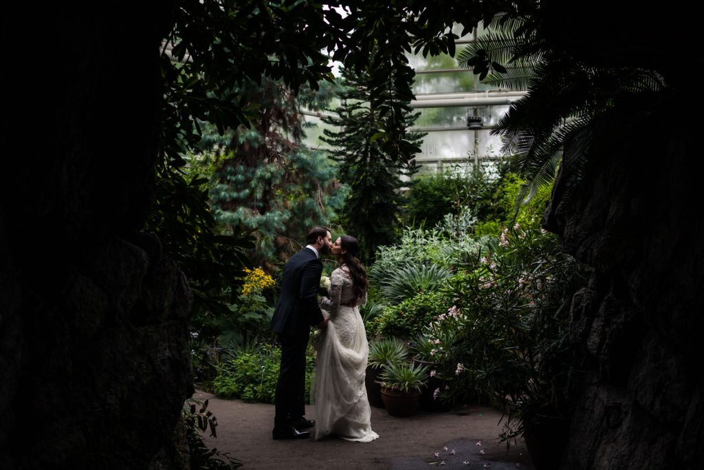 JAGstudios Photographer | Iconic NYC Botanical Garden Wedding | Garden Wedding Venues