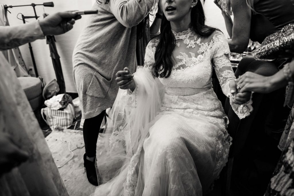 JAGstudios | Iconic Brooklyn Botanic Garden Wedding Photographer | Danielle Frankel Wedding Dresses