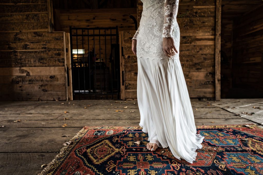JAGstudios | Timeless Reading Farms Estate VT Wedding Photographer | Jaclyn Watson Events